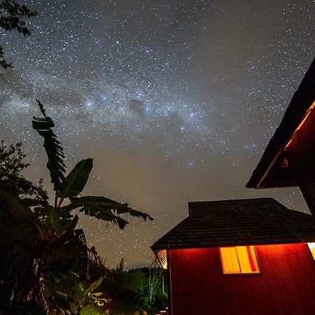 La Perruche Rouge Guest House Tamatoa Exterior foto
